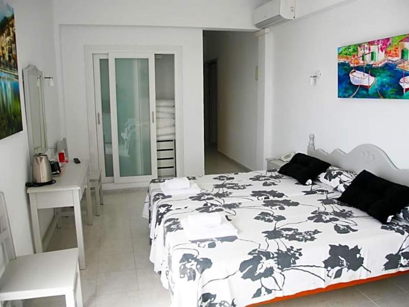 Hotel Rocamar - Oda