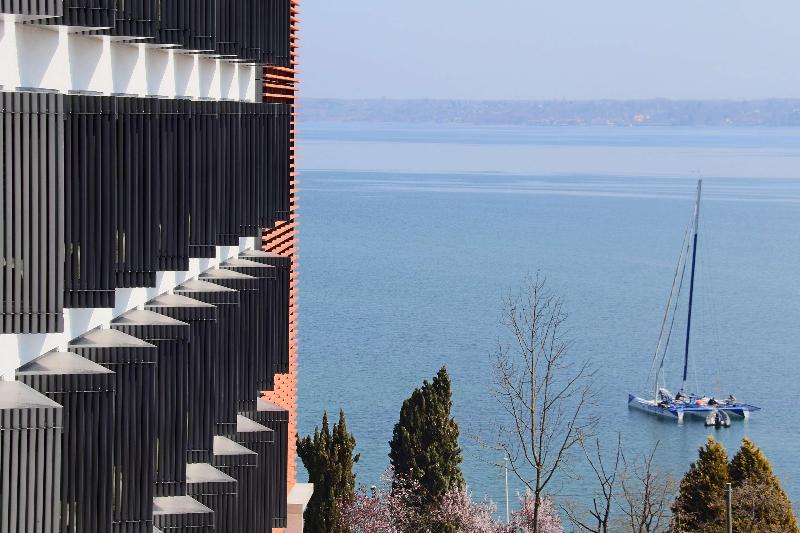 Lake Geneva Hotel - Genel