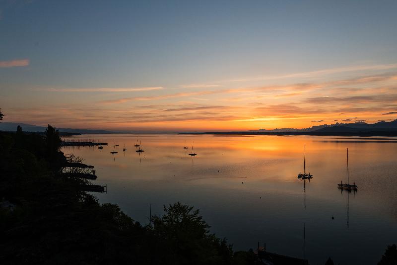 Lake Geneva Hotel - Genel