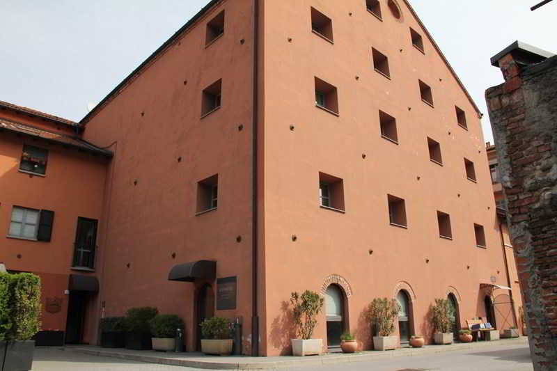 Lizard Hotel fotoÄŸrafÄ±