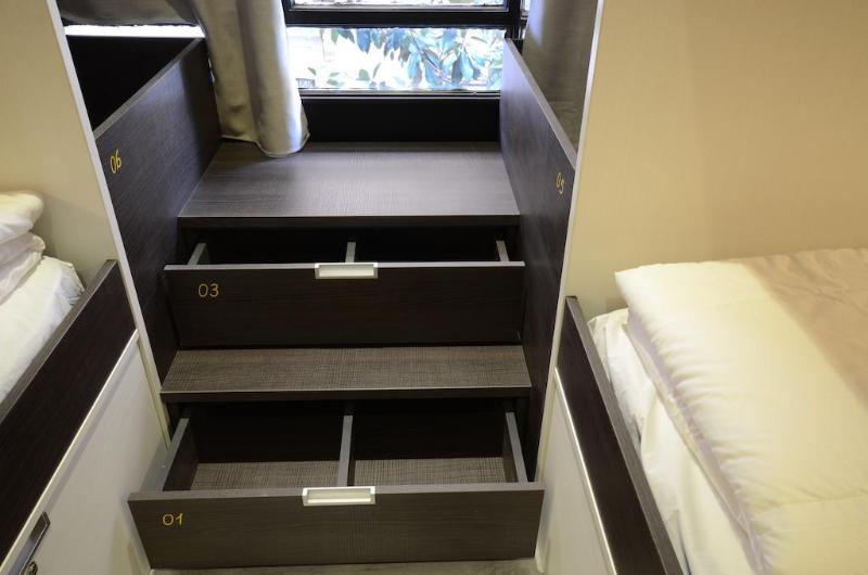 Free Hostels Barcelona - Genel