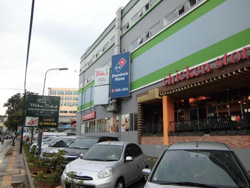 Whiz Hotel Cikini Jakarta - Genel