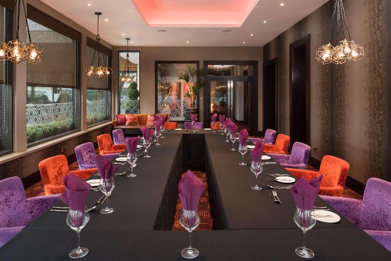 Carlton Hotel - Toplantı