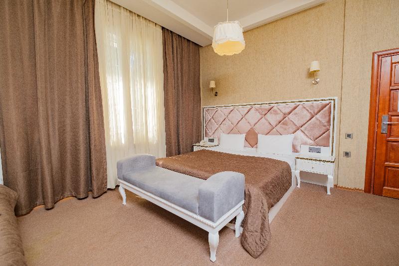 Maestro Hotel Baku - Oda