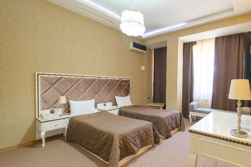 Maestro Hotel Baku - Oda