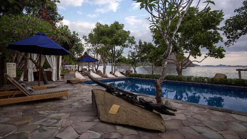 Plataran Komodo Resort & Spa - Havuz