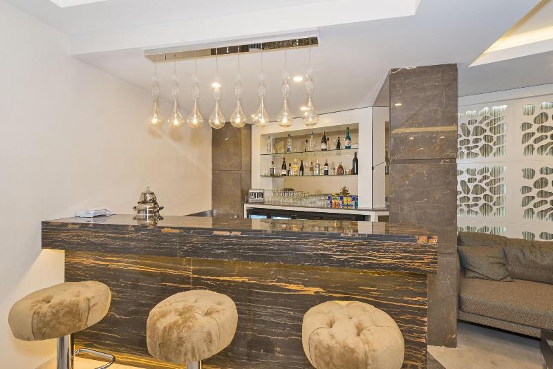 Bisetun Hotel - Bar