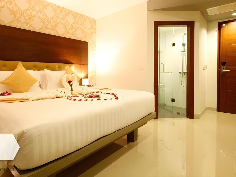 Hemingway's Silk Hotel - Oda