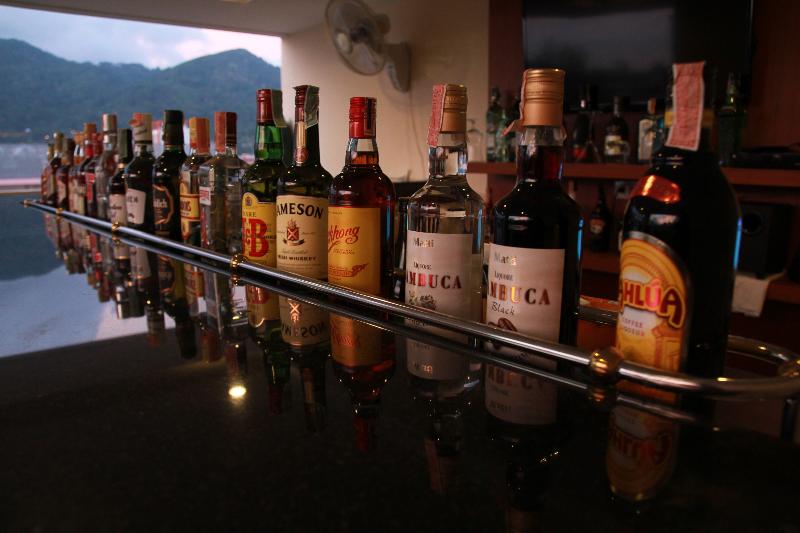 Hemingway's Silk Hotel - Havuz