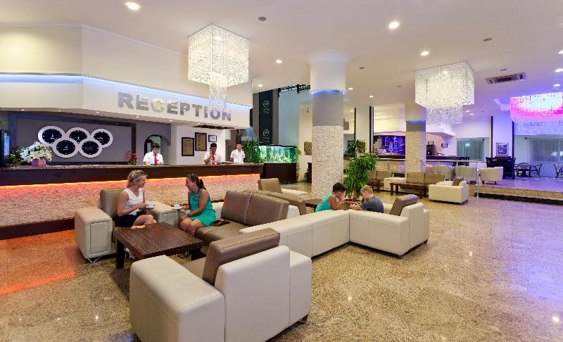 Arabella World Hotel - Lobi