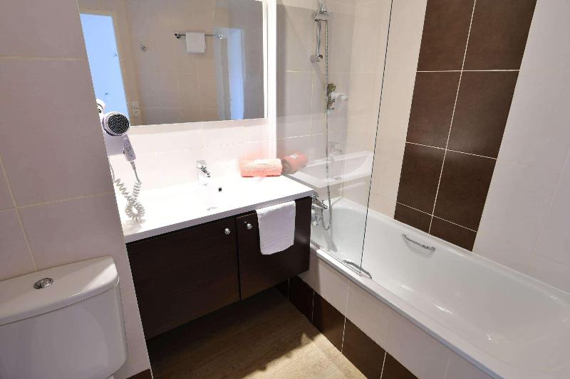 Appart-Hotel Mer & Golf City Bordeaux Bruges - Oda