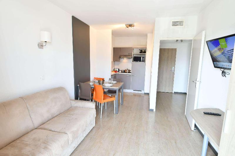 Appart-Hotel Mer & Golf City Bordeaux Bruges - Oda