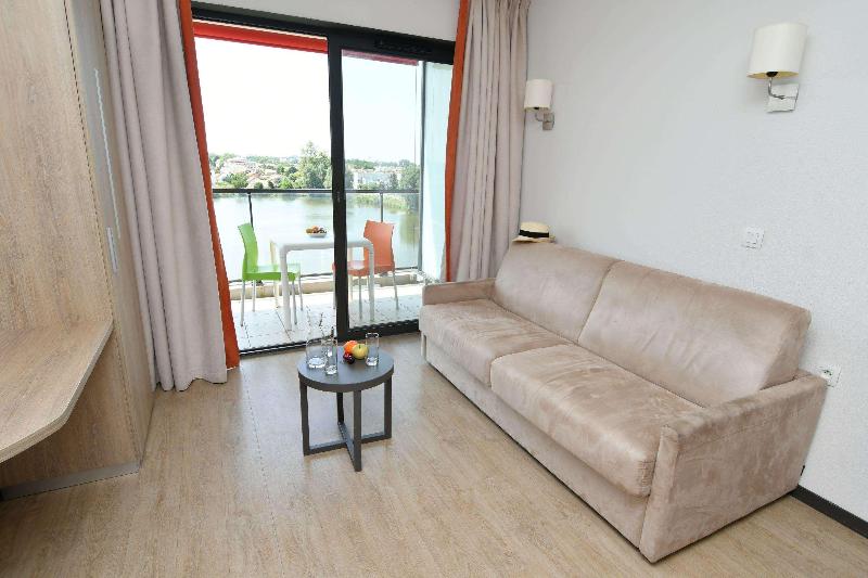 Appart-Hotel Mer & Golf City Bordeaux Bruges - Oda