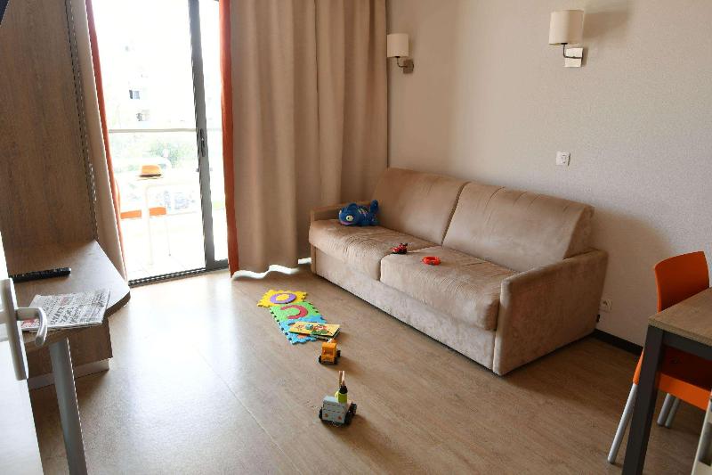 Appart-Hotel Mer & Golf City Bordeaux Bruges - Oda