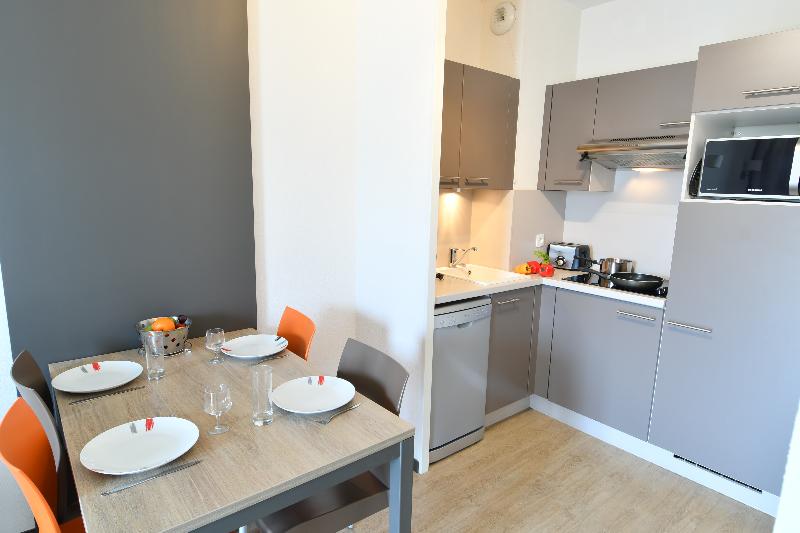 Appart-Hotel Mer & Golf City Bordeaux Bruges - Oda