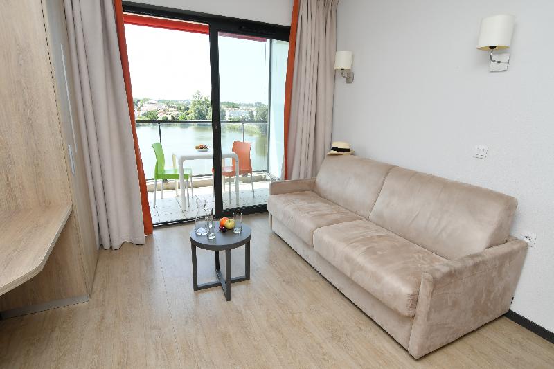 Appart-Hotel Mer & Golf City Bordeaux Bruges - Oda