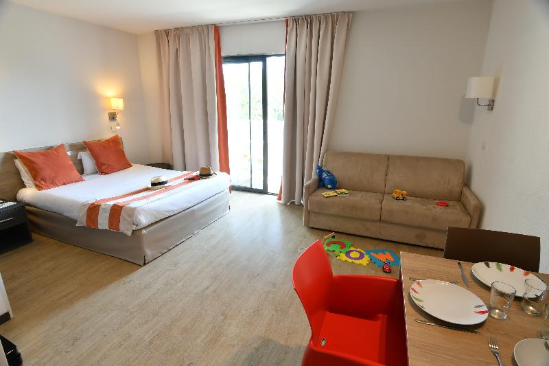 Appart-Hotel Mer & Golf City Bordeaux Bruges - Oda