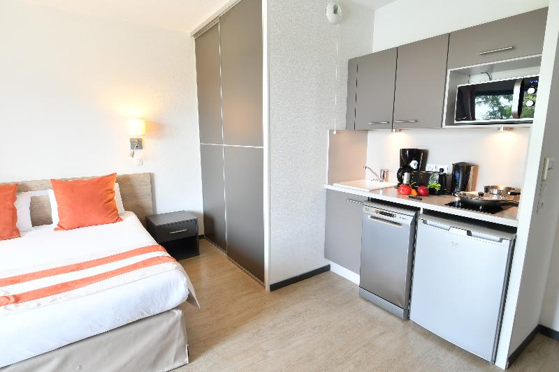 Appart-Hotel Mer & Golf City Bordeaux Bruges - Oda