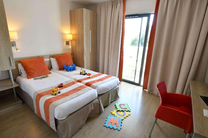 Appart-Hotel Mer & Golf City Bordeaux Bruges - Oda