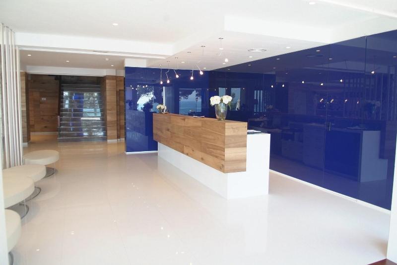 Canyelles Marina 3000 - Lobi