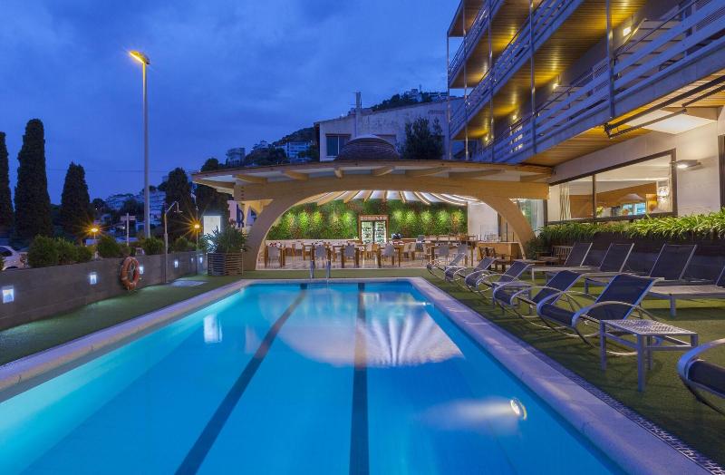 Canyelles Marina 3000 - Genel