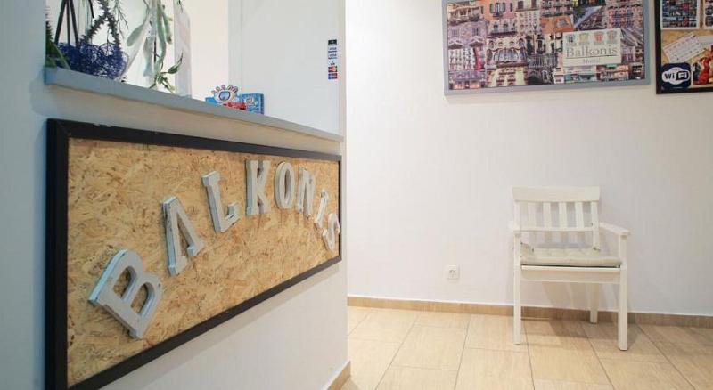 Hostal Balkonia - Lobi