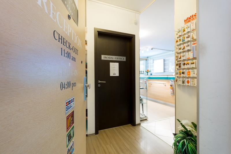 Sun Resort Apartments - Lobi