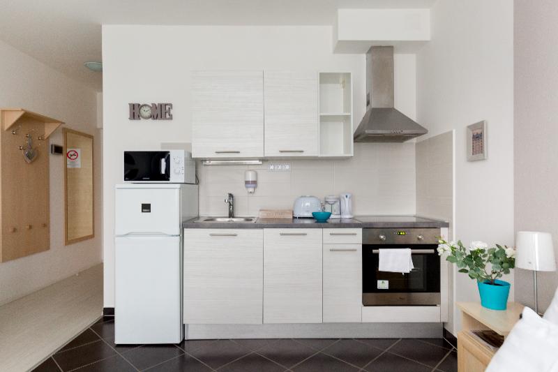 Sun Resort Apartments - Oda