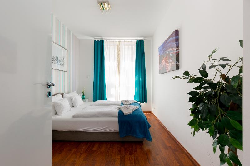 Sun Resort Apartments - Oda