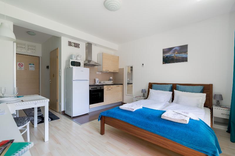 Sun Resort Apartments - Oda