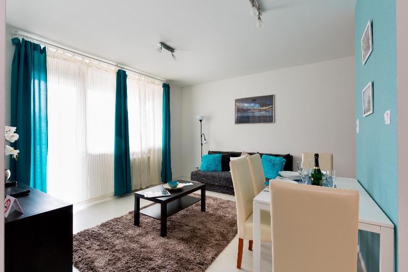 Sun Resort Apartments - Oda