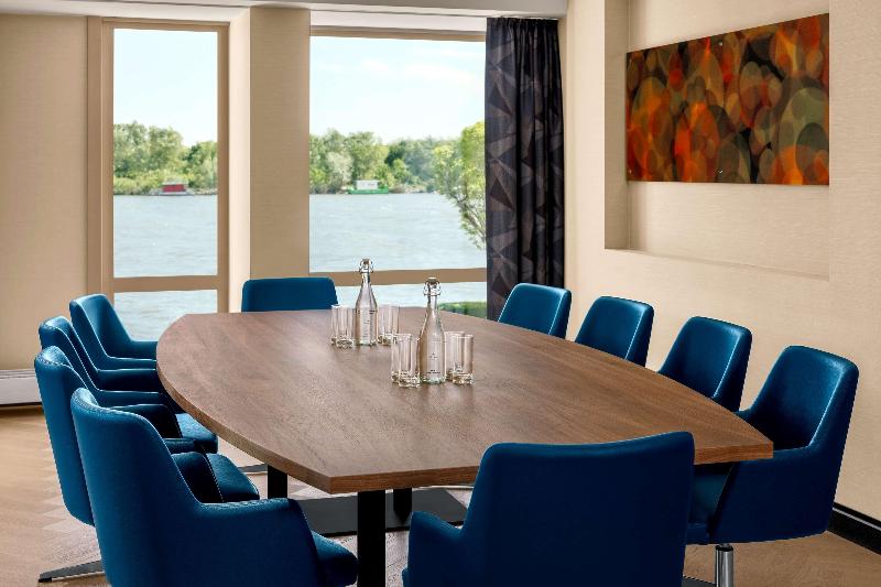 Hilton Vienna Waterfront - Toplantı