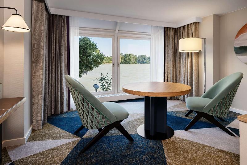Hilton Vienna Waterfront - Oda