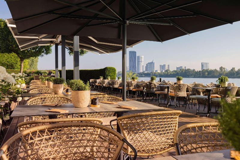 Hilton Vienna Waterfront - Restoran