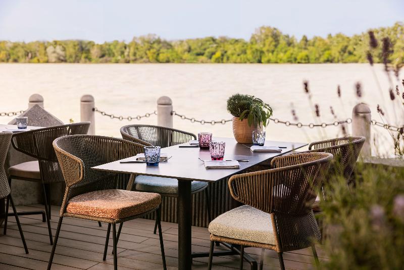 Hilton Vienna Waterfront - Teras