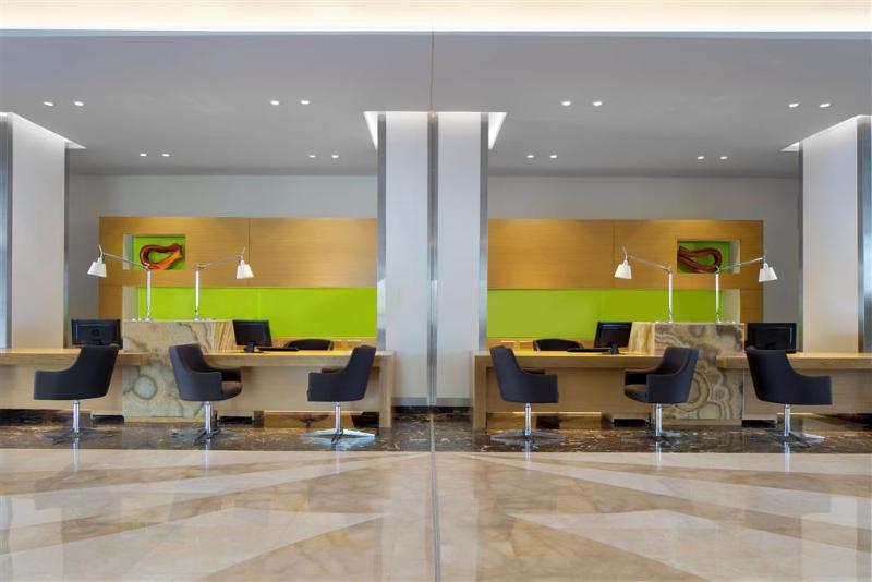 Le Meridien Cairo Airport - Lobi