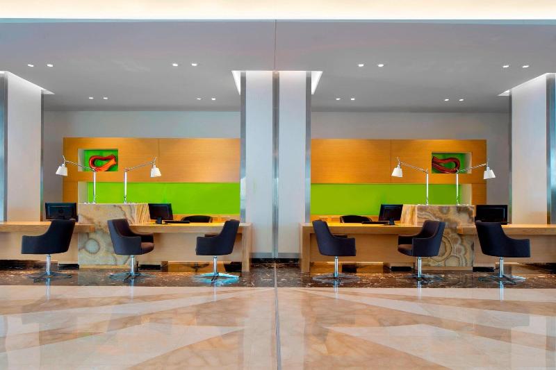 Le Meridien Cairo Airport - Lobi