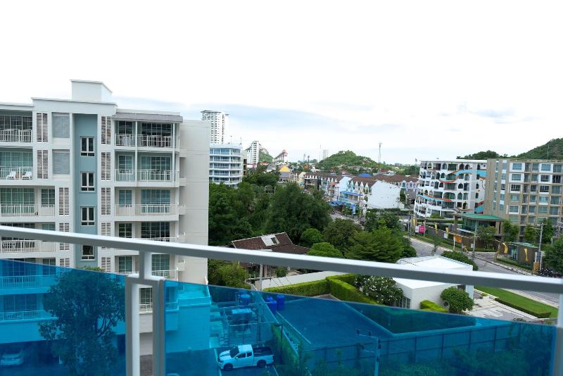 My Resort Service Apartment - Teras