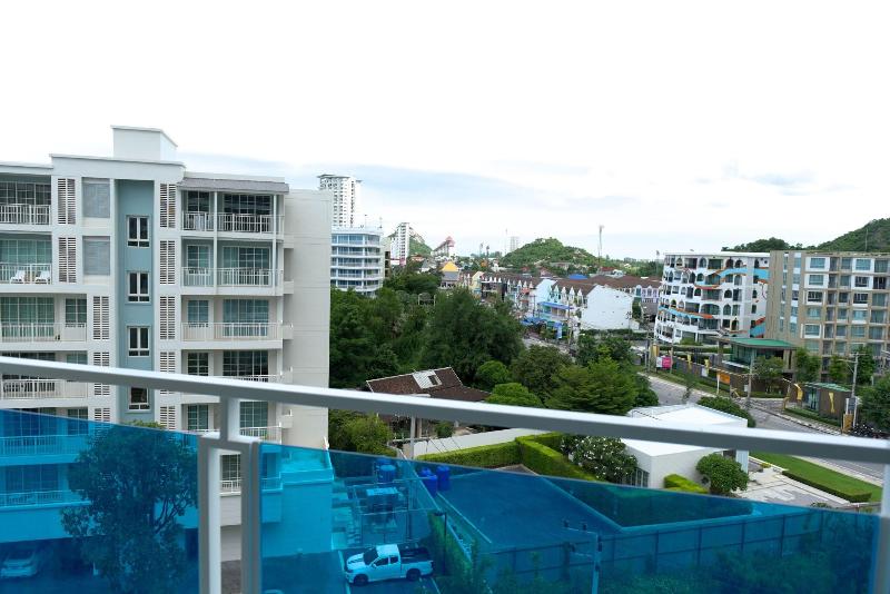 My Resort Service Apartment - Teras