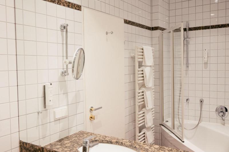 Dom Hotel Limburg - Oda