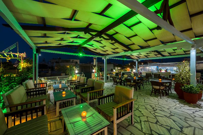 Akis Hotel - Teras