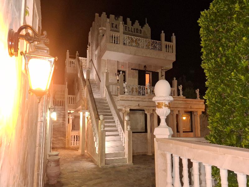 Castellino Studios - Genel