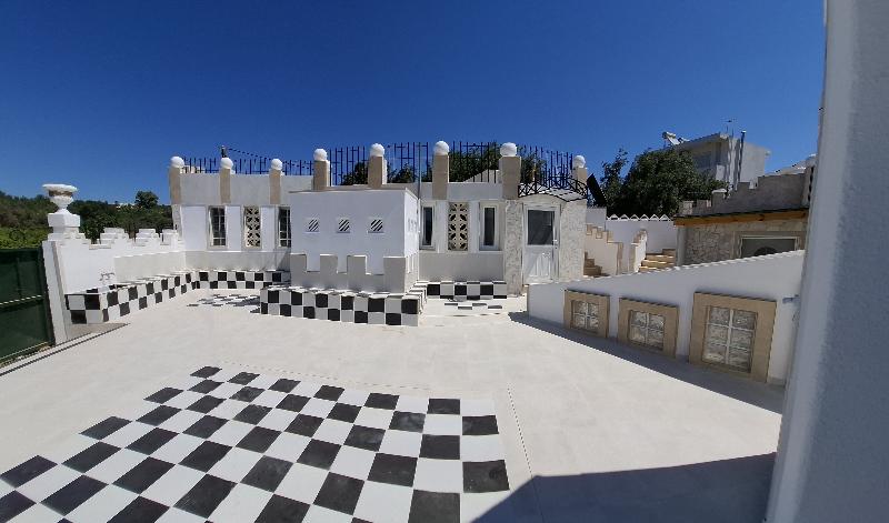 Castellino Studios - Oda