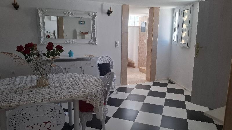 Castellino Studios - Oda