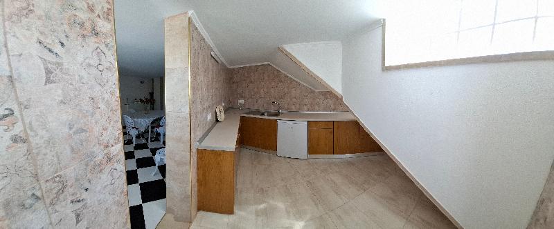 Castellino Studios - Oda