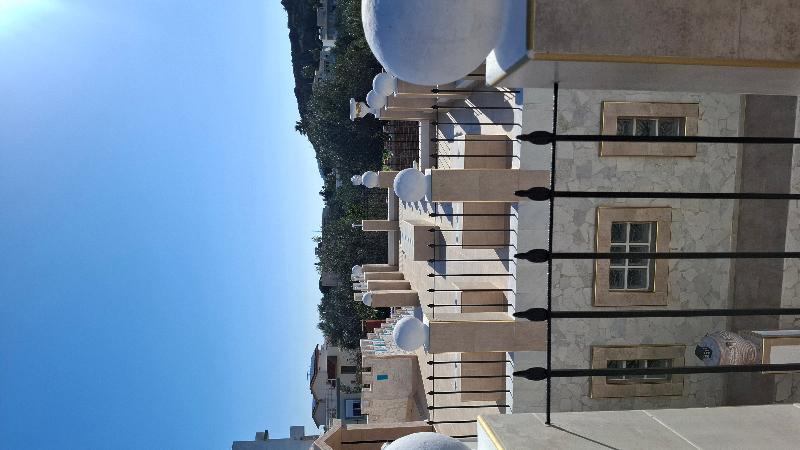 Castellino Studios - Oda