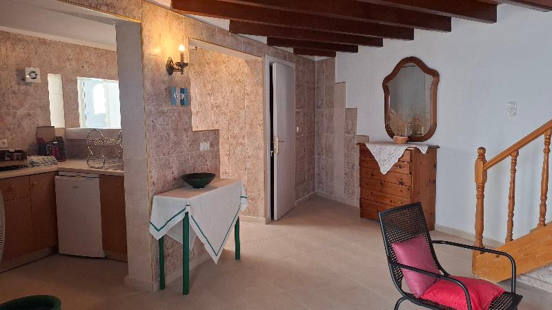 Castellino Studios - Oda