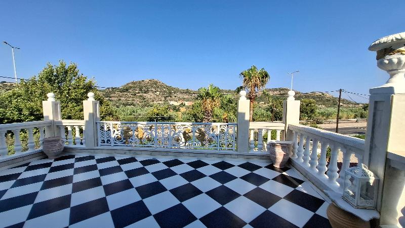 Castellino Studios - Oda