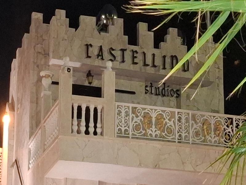 Castellino Studios - Oda