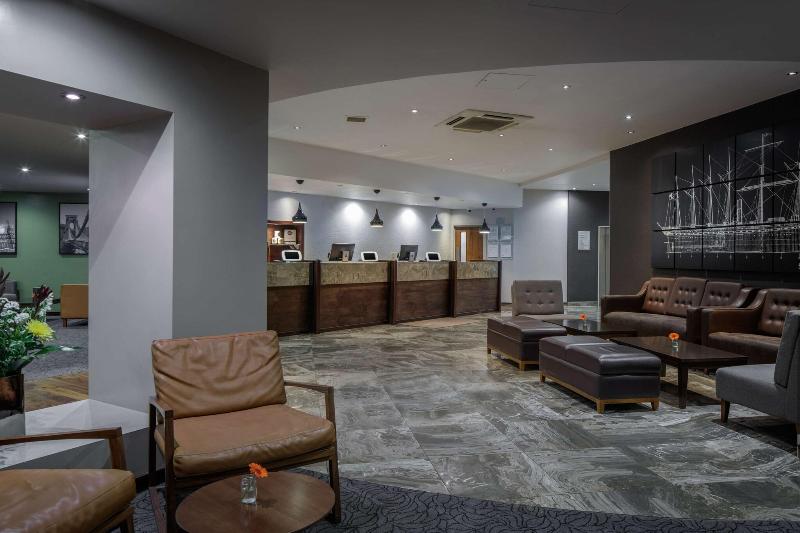 Doubletree by Hilton Bristol - Lobi